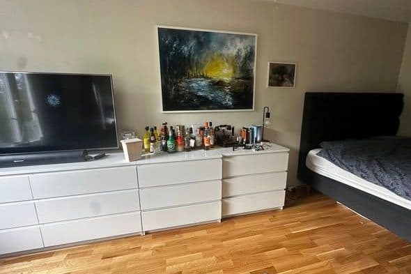 Möblerad etta med p-plats i Bromma