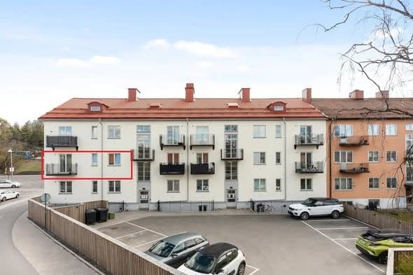 Stilren 2:a i Bromma nära T-bana